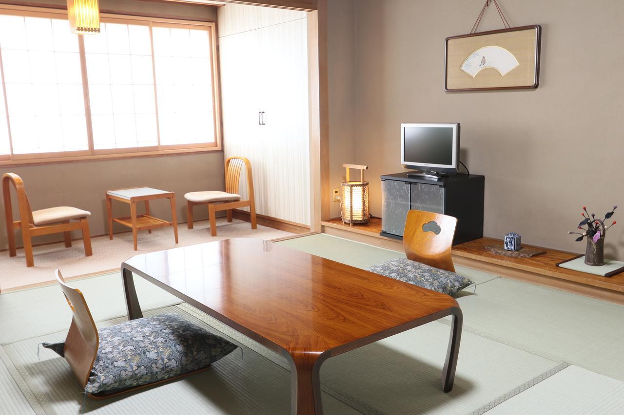 Kiriya Ryokan Nozawaonsen Extérieur photo
